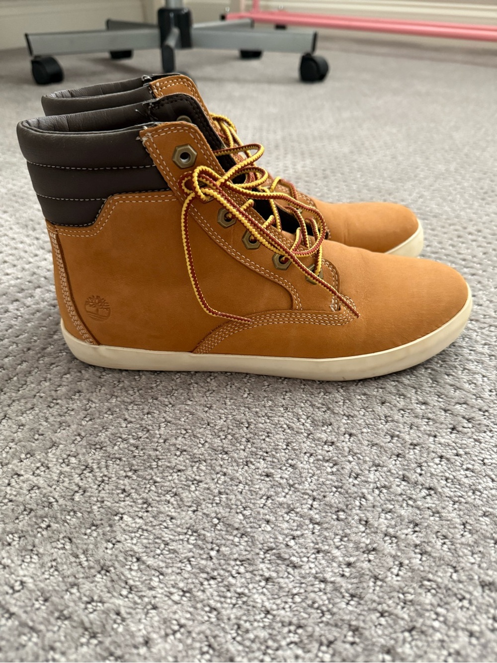 Timberland Wheat Brown High-Top Casual Boots